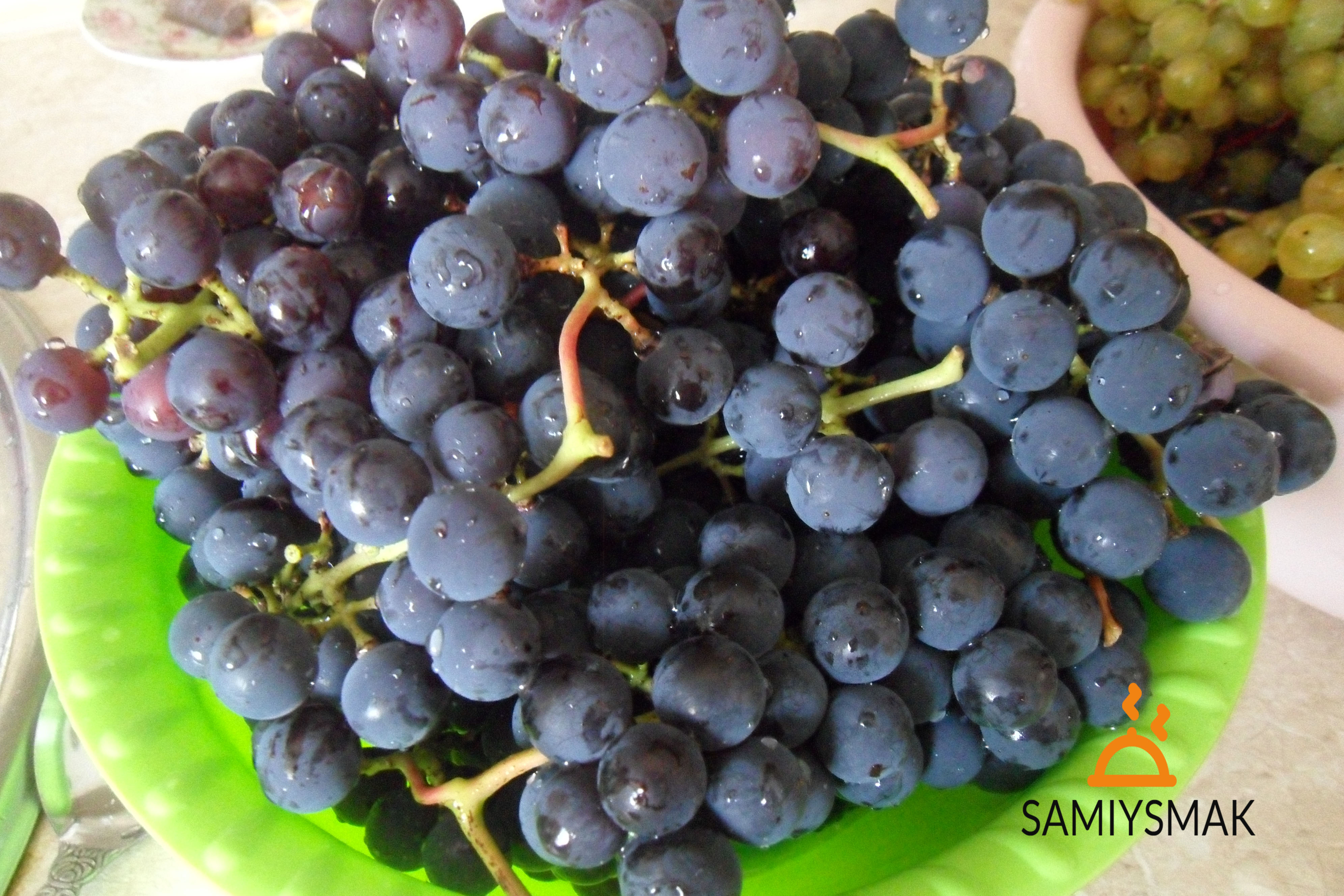 Домашний виноград на компот