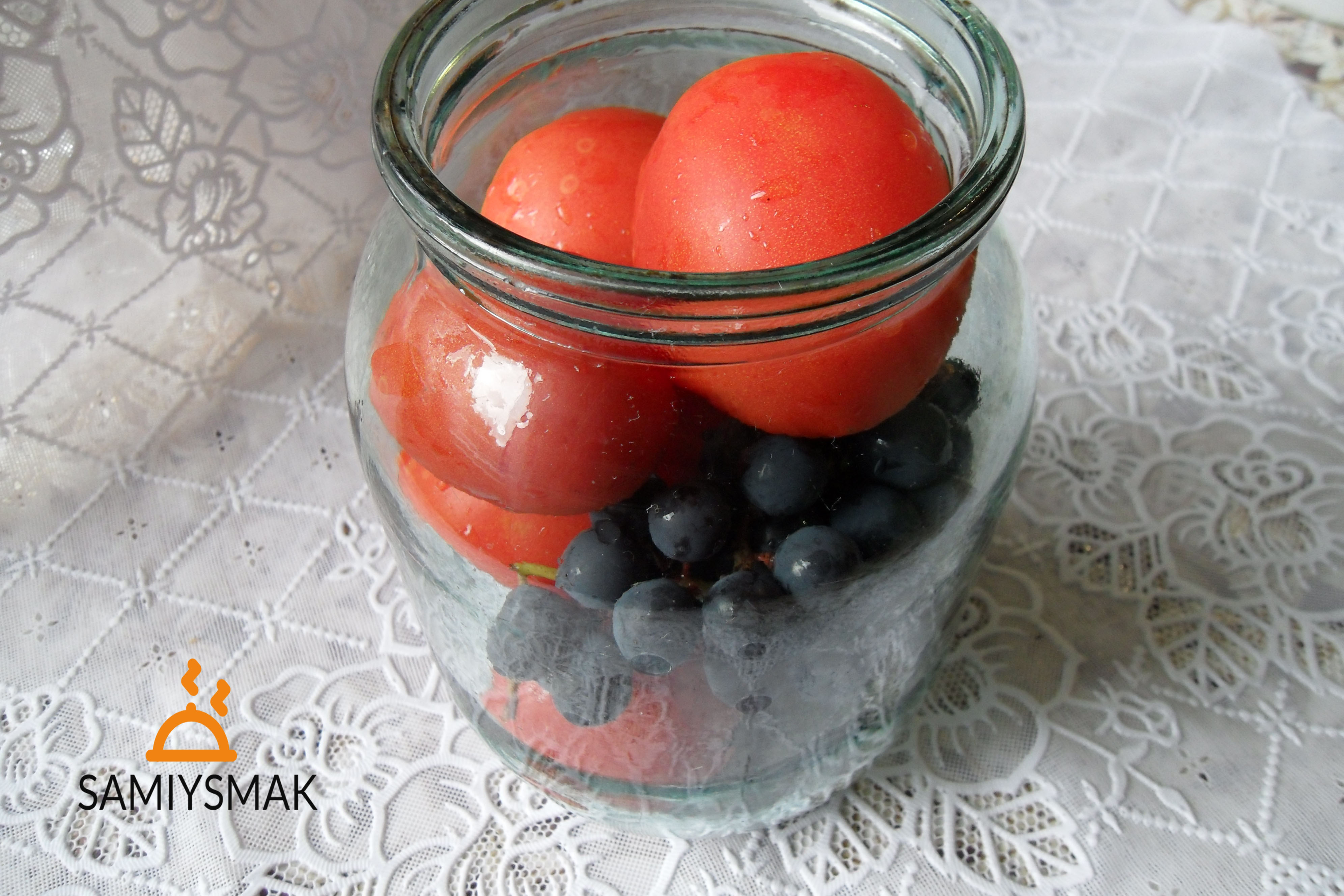 Как мариновать помидоры с виноградом 