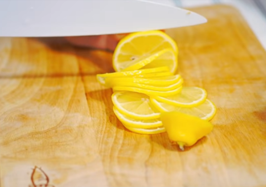 Ломтики лимонов